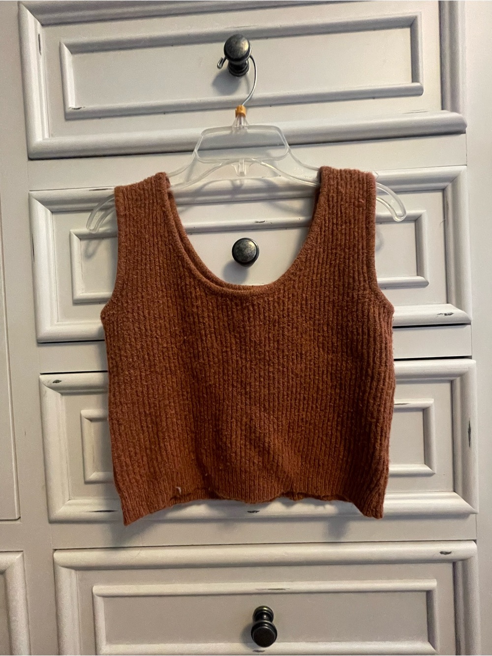 Women's Ribbed Knit Cropped Tank Top. Worn Once